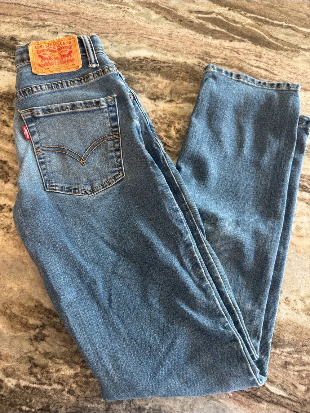 Lot of Youth Levi Jeans